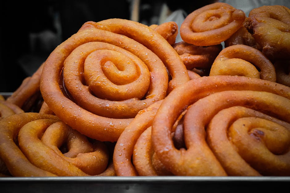 Traditional Jalebi dish from Madhya Pradesh, India — Authentic recipe from Eat By State