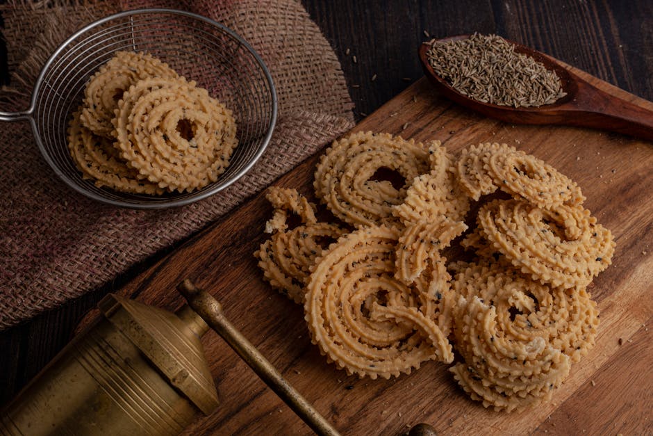 Traditional Murukku dish from Tamil Nadu, India — Authentic recipe from Eat By State