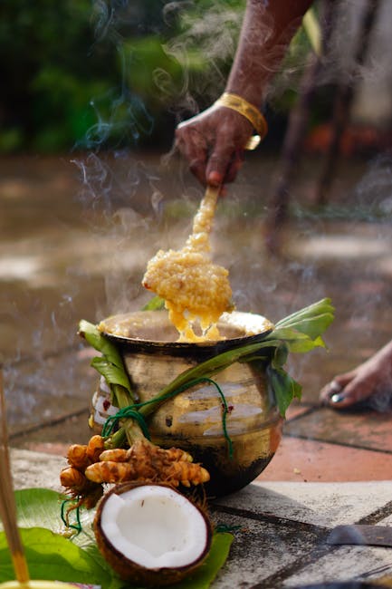 Traditional Pongal dish from Tamil Nadu, India — Authentic recipe from Eat By State