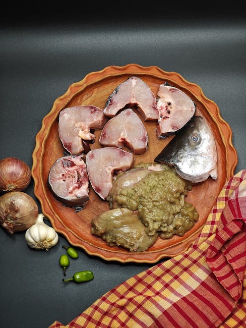 Traditional Shorshe Ilish dish from West Bengal, India — Authentic recipe from Eat By State